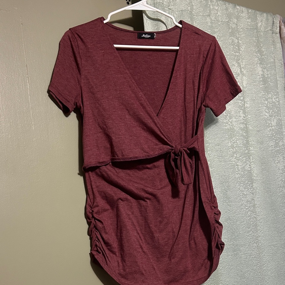 Maroon Short Sleeve Wrap Top breastfeeding top